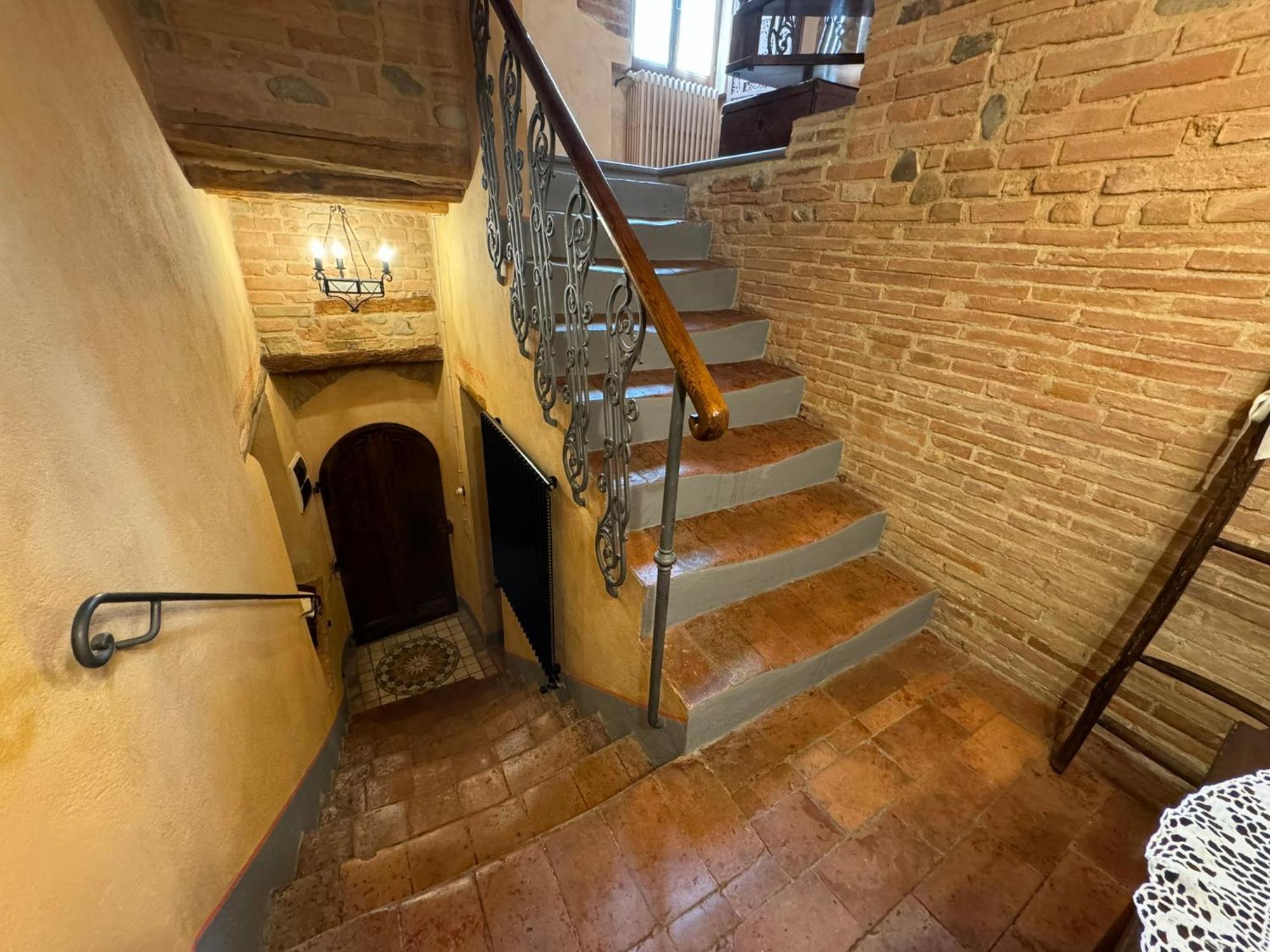 Casa Giulia, Il Gioiello Del Borgo Apartment Certaldo Bagian luar foto